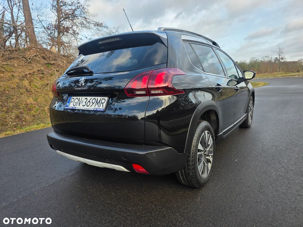 Peugeot 2008 1.2 Pure Tech Allure S&S EAT6 - 5