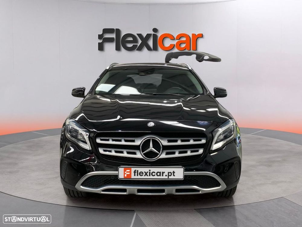 Mercedes-Benz GLA 180 d Urban - 2