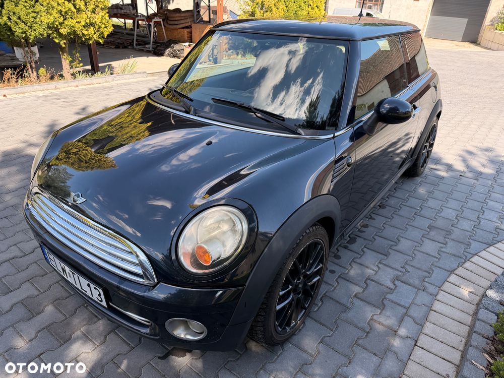 MINI Cooper Standard - 3