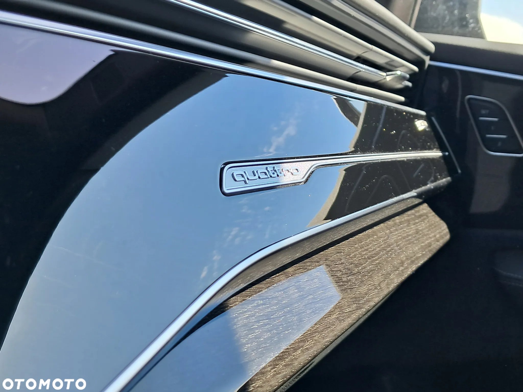 Audi Q8 55 TFSI e PHEV Quattro Tiptronic - 16