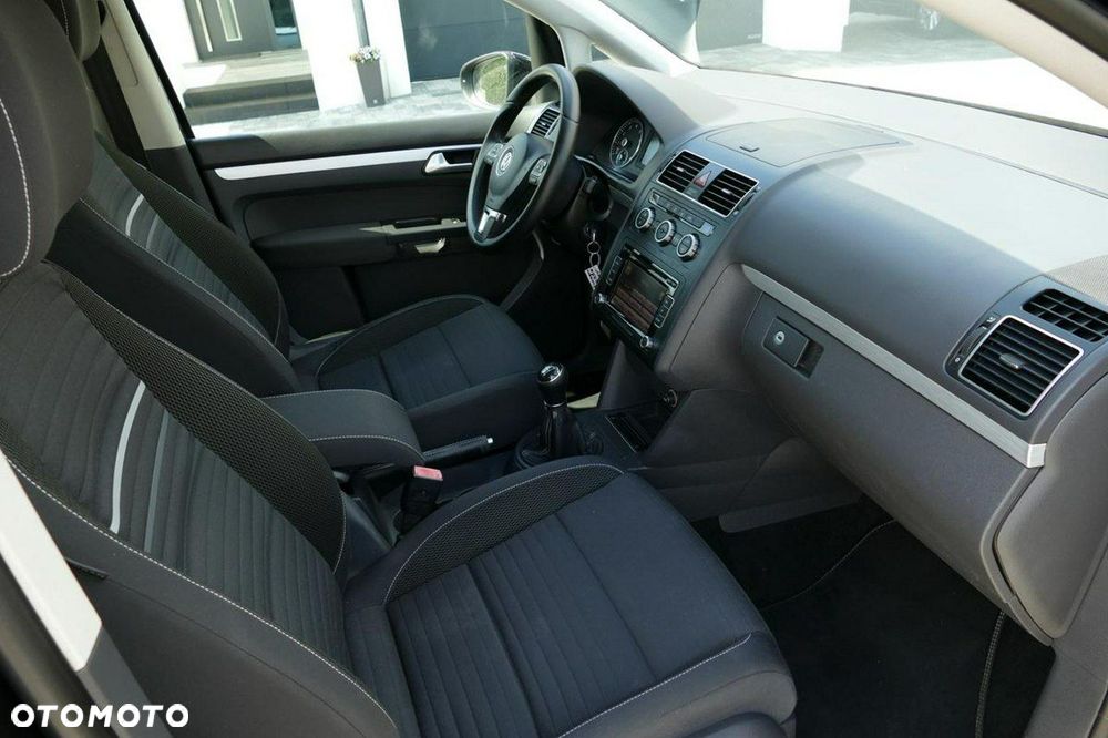 Volkswagen Touran 1.4 TSI Cup - 25