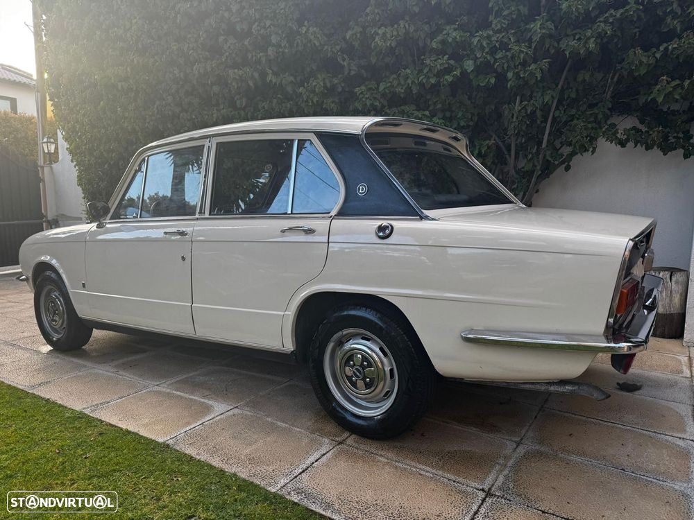 Triumph Dolomite - 3