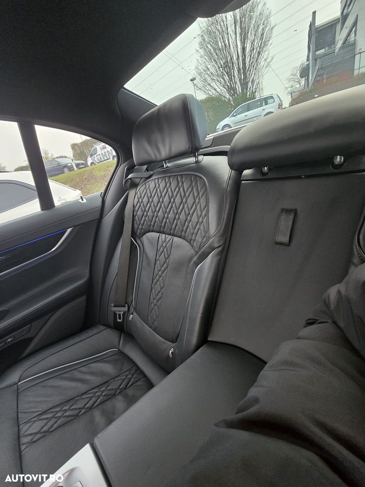 BMW Seria 7 Active L Edition Exclusive - 25