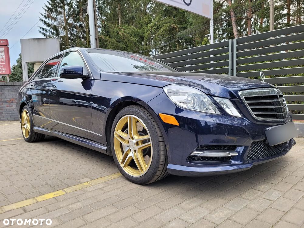 Mercedes-Benz E-Class 2012 photo 3