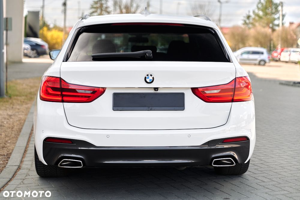 BMW Seria 5 520d xDrive M Sport sport - 21