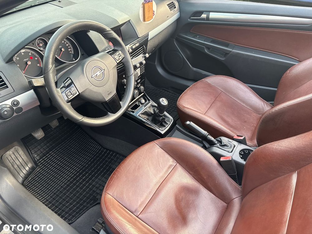 Opel Astra 1.9 CDTI Cosmo - 6