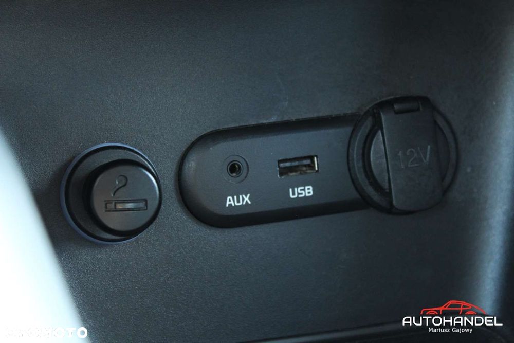 Kia Ceed - 14