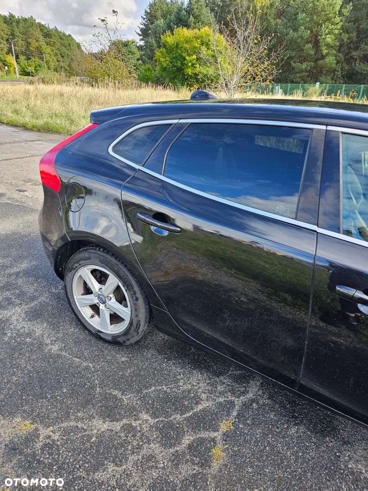 Volvo V40 D2 - 3