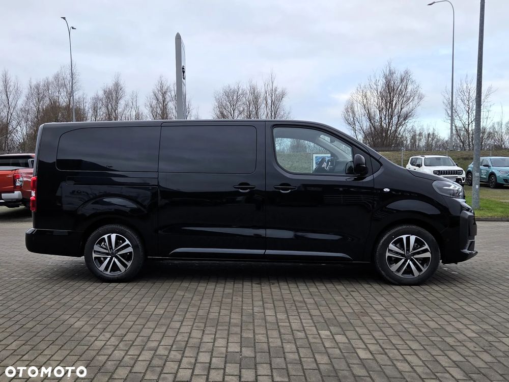 Peugeot Traveller - 4