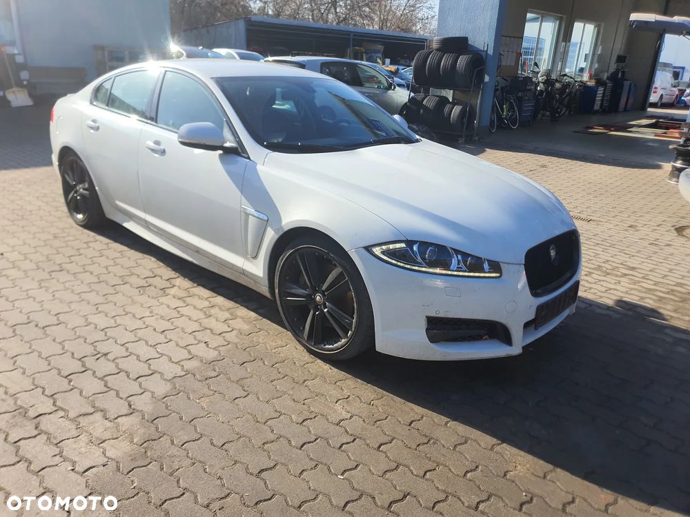 Jaguar XF 3.0 V6 S Portfolio - 2
