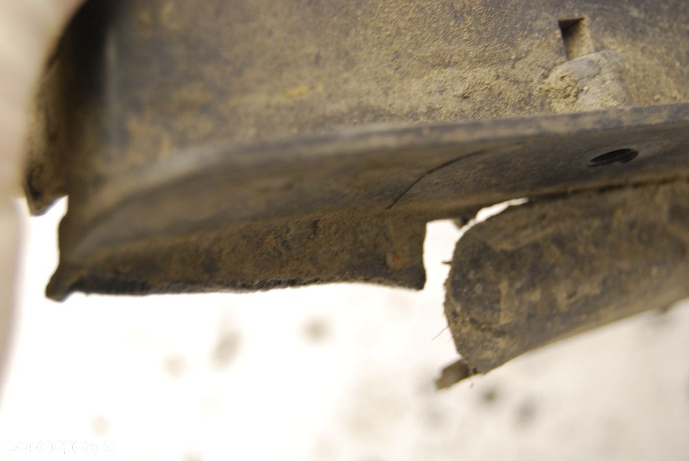 ŚLIZG MOCOWANIE ZDERZAKA LEWY PRAWY TYŁ TYLNE AUDI A6 C6 KOMBI 4F9807453 4F9807454 - 6