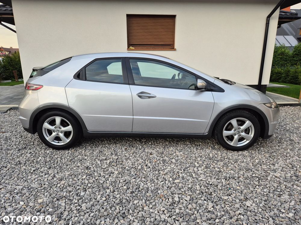 Honda Civic 1.4 i-VTEC Elegance - 10