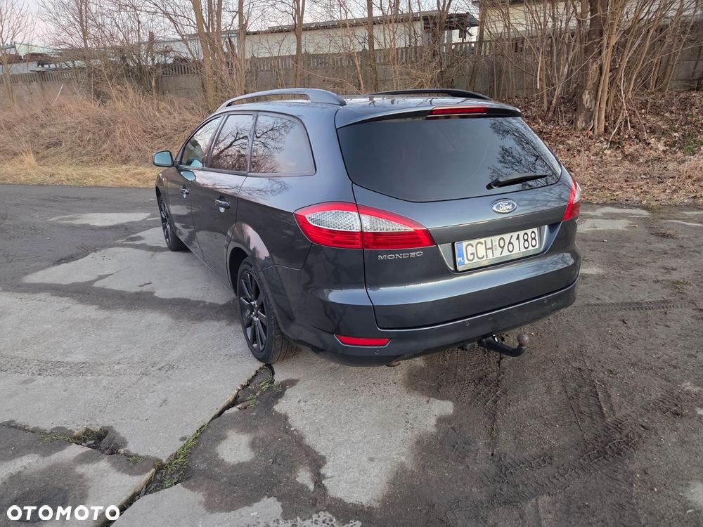 Ford Mondeo 2.0 TDCi Ambiente - 2