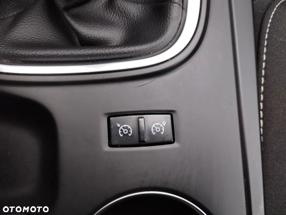 Renault Megane 1.5 Blue dCi Zen - 21