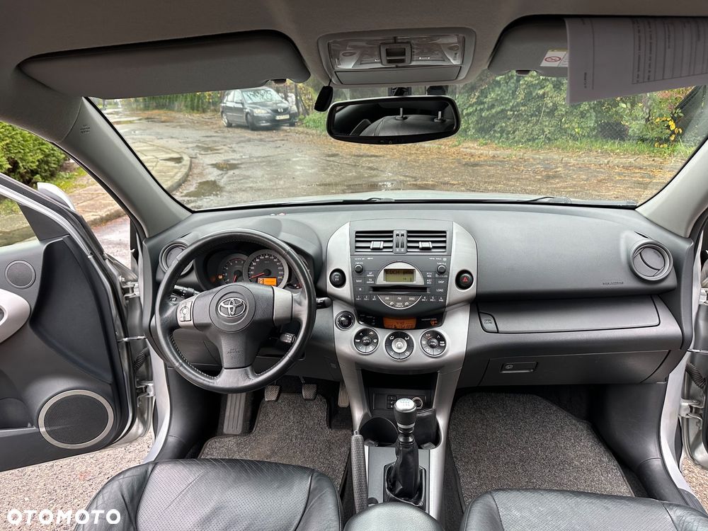 Toyota RAV4 2.2 D-CAT 4x4 Executive - 16