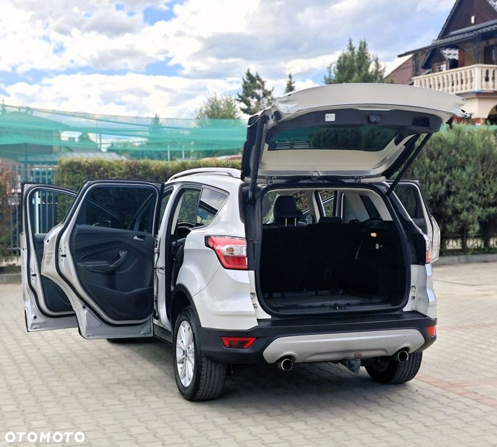 Ford Kuga - 11