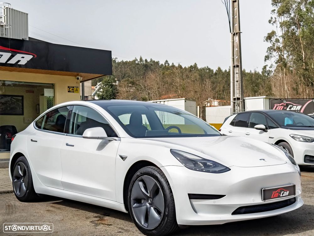Tesla Model 3 Standard Range Plus RWD - 1