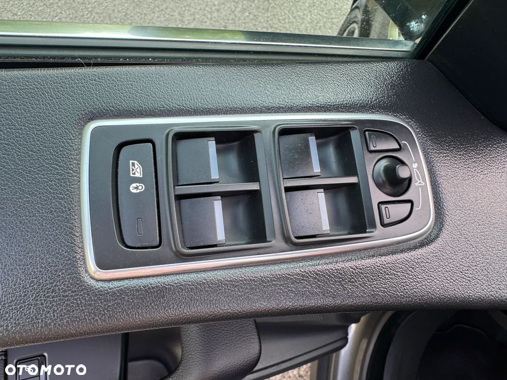 Jaguar F-Pace 35t AWD Prestige - 33