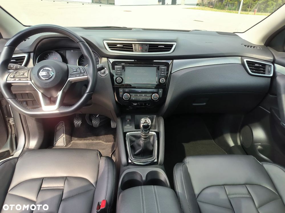 Nissan Qashqai 1.3 DIG-T Tekna - 12