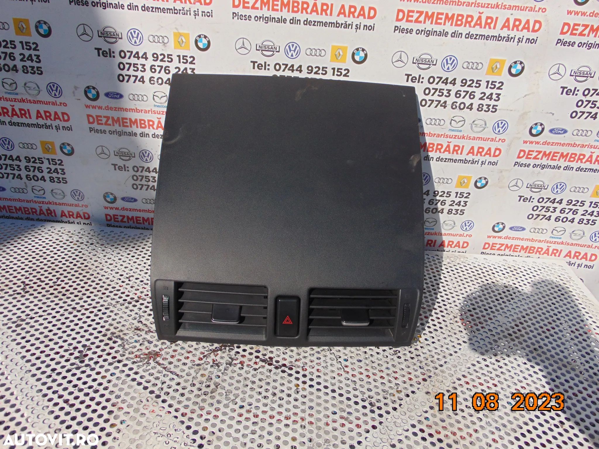 grile ventilatie Mazda 3 bk an 2003-2009 grile aer bord centrale - 1