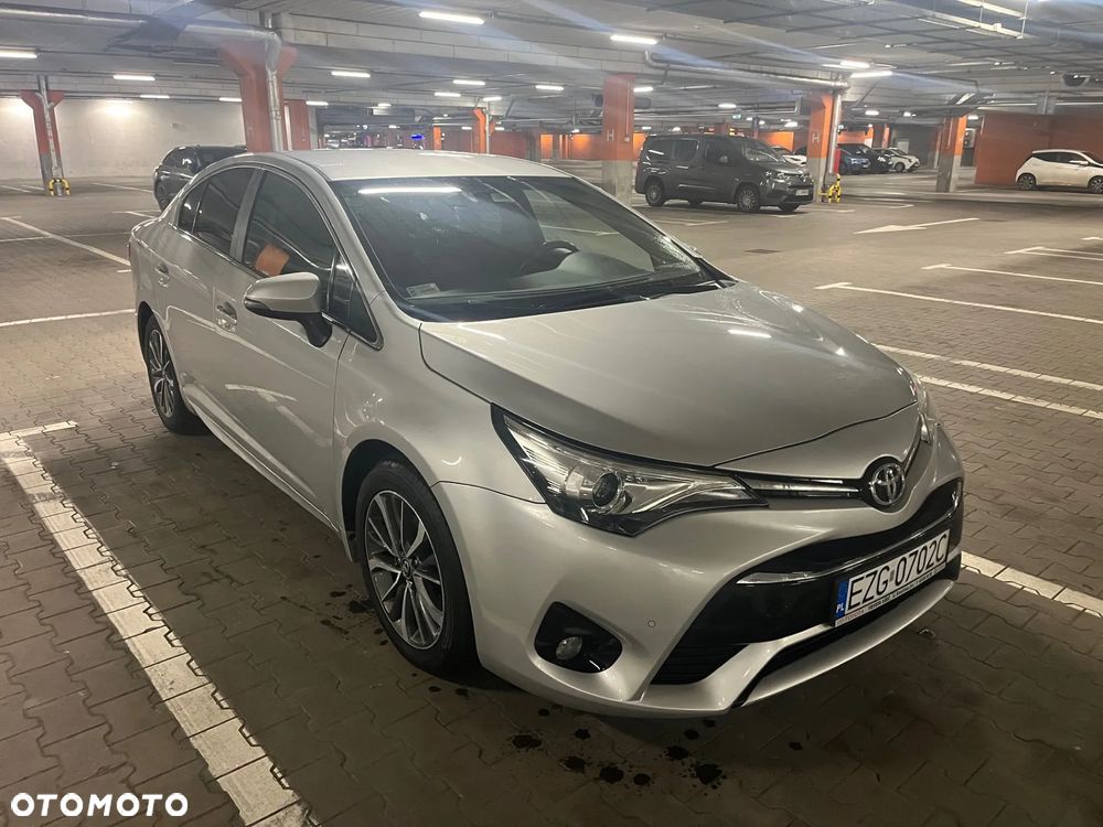 Toyota Avensis 2.0 Premium MS - 1