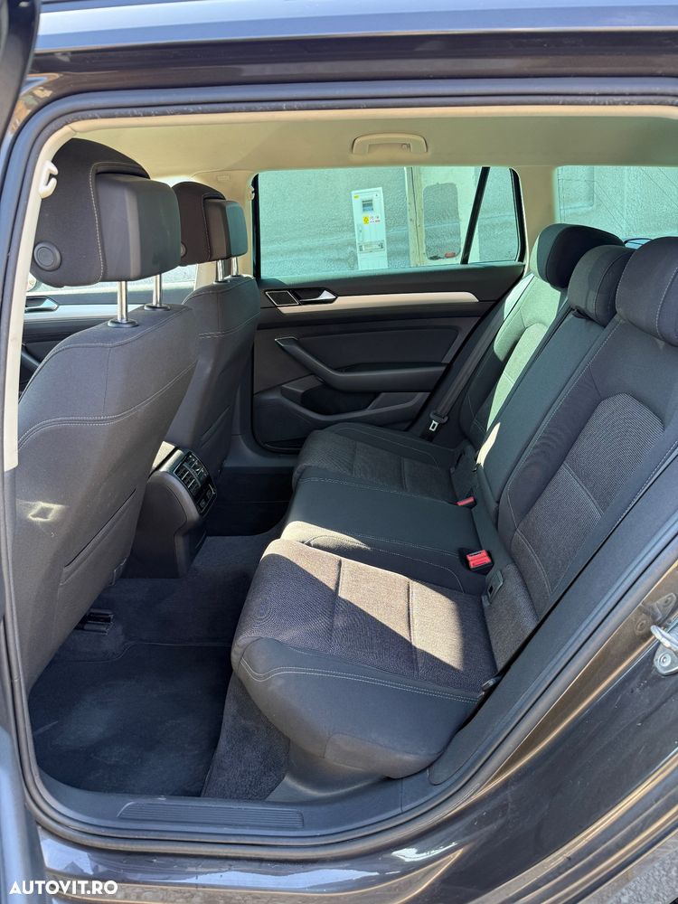 Volkswagen Passat 2.0 TDI DSG (BlueMotion Technology) Comfortline - 11