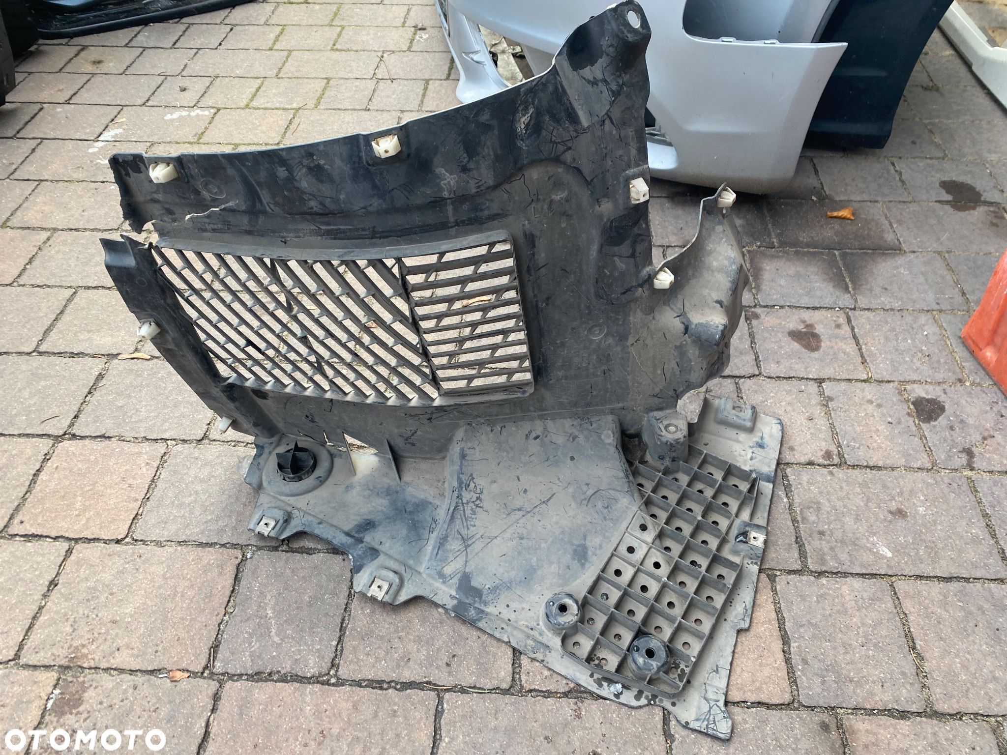 AUDI RS6 4K0 C8 NADKOLE PRAWY PRZÓD ORG. - 1