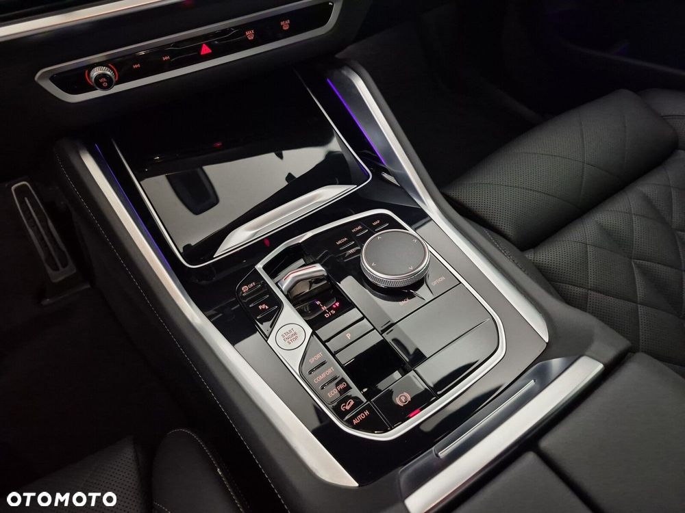 BMW X6 xDrive30d mHEV - 17