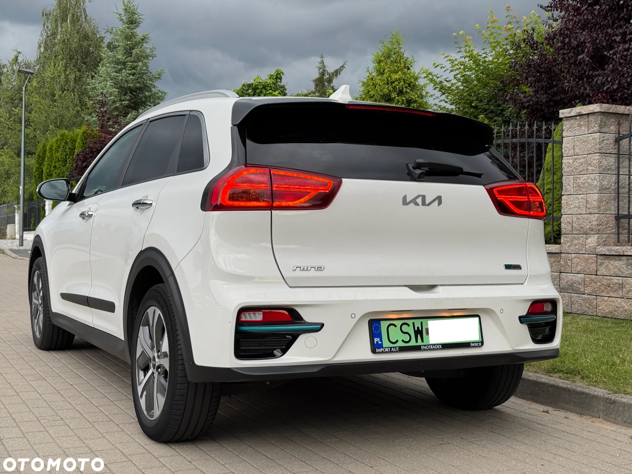 Kia Niro e-Niro 64kWh XL - 3