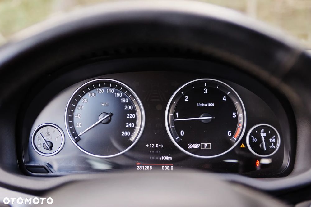 BMW X3 xDrive20d - 16