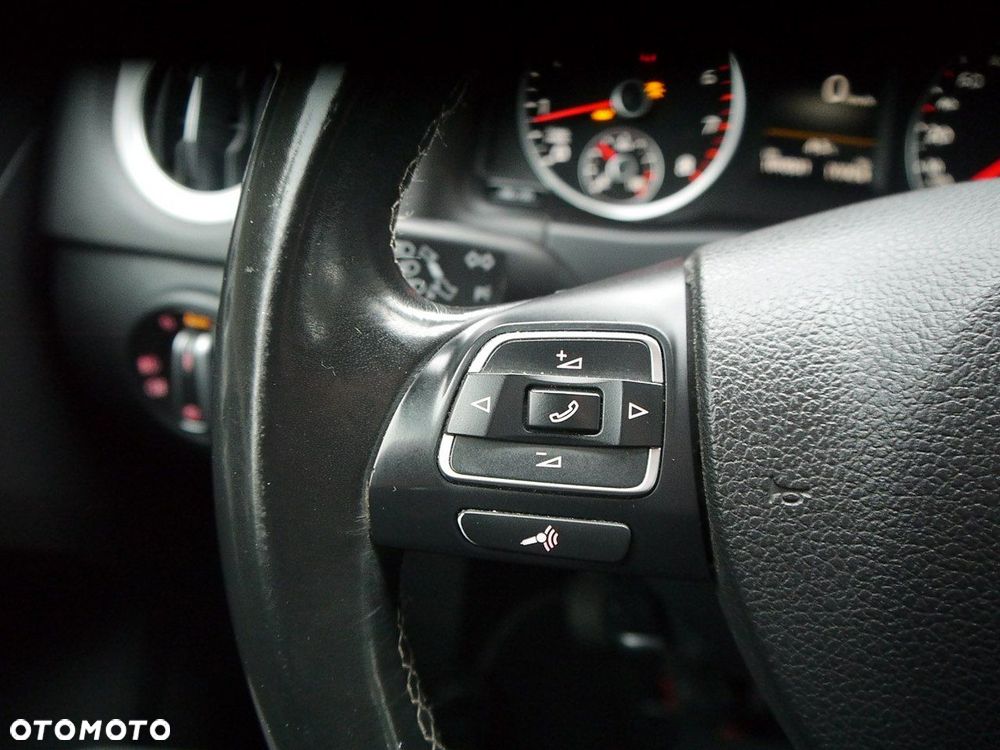 Volkswagen Tiguan 1.4 TSI BlueMotion Technology Lounge Sport & Style - 33