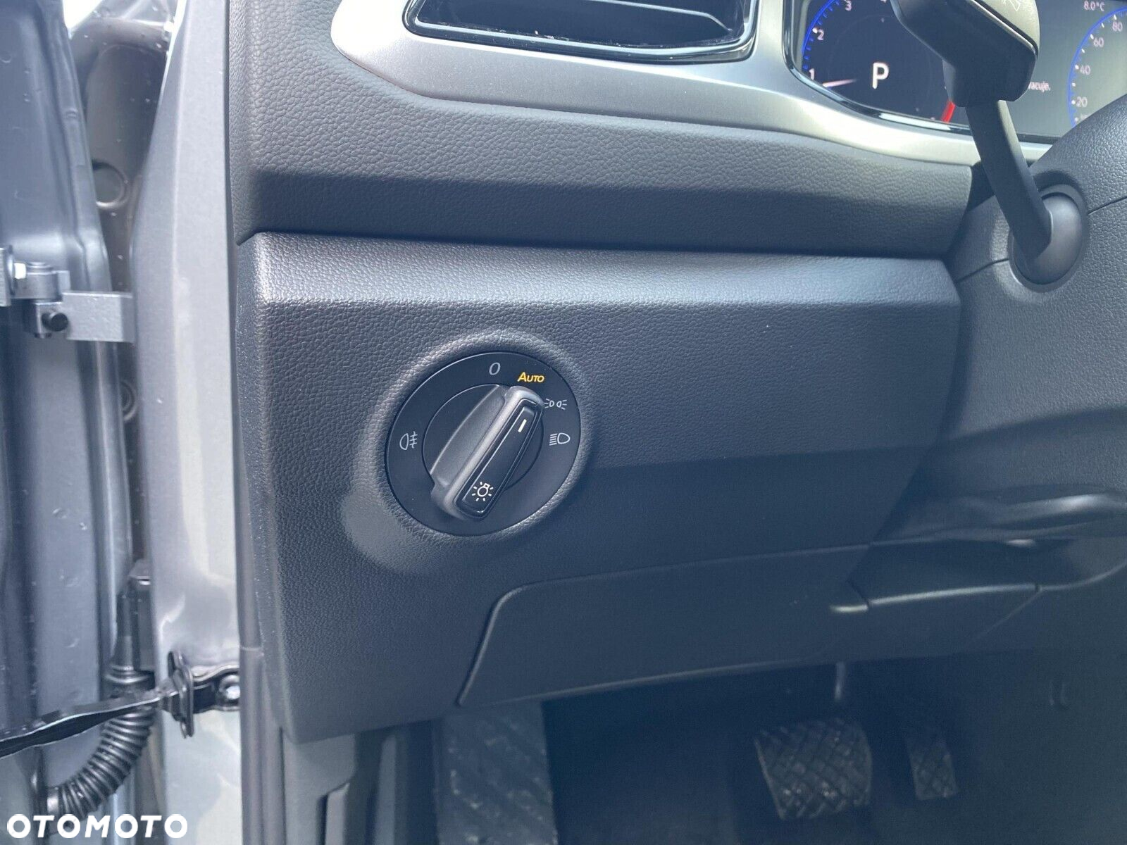 Volkswagen T-Roc - 30