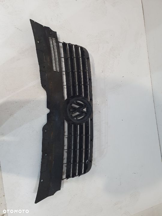 VW Transporter T5 grill atrapa chłodnicy. - 2