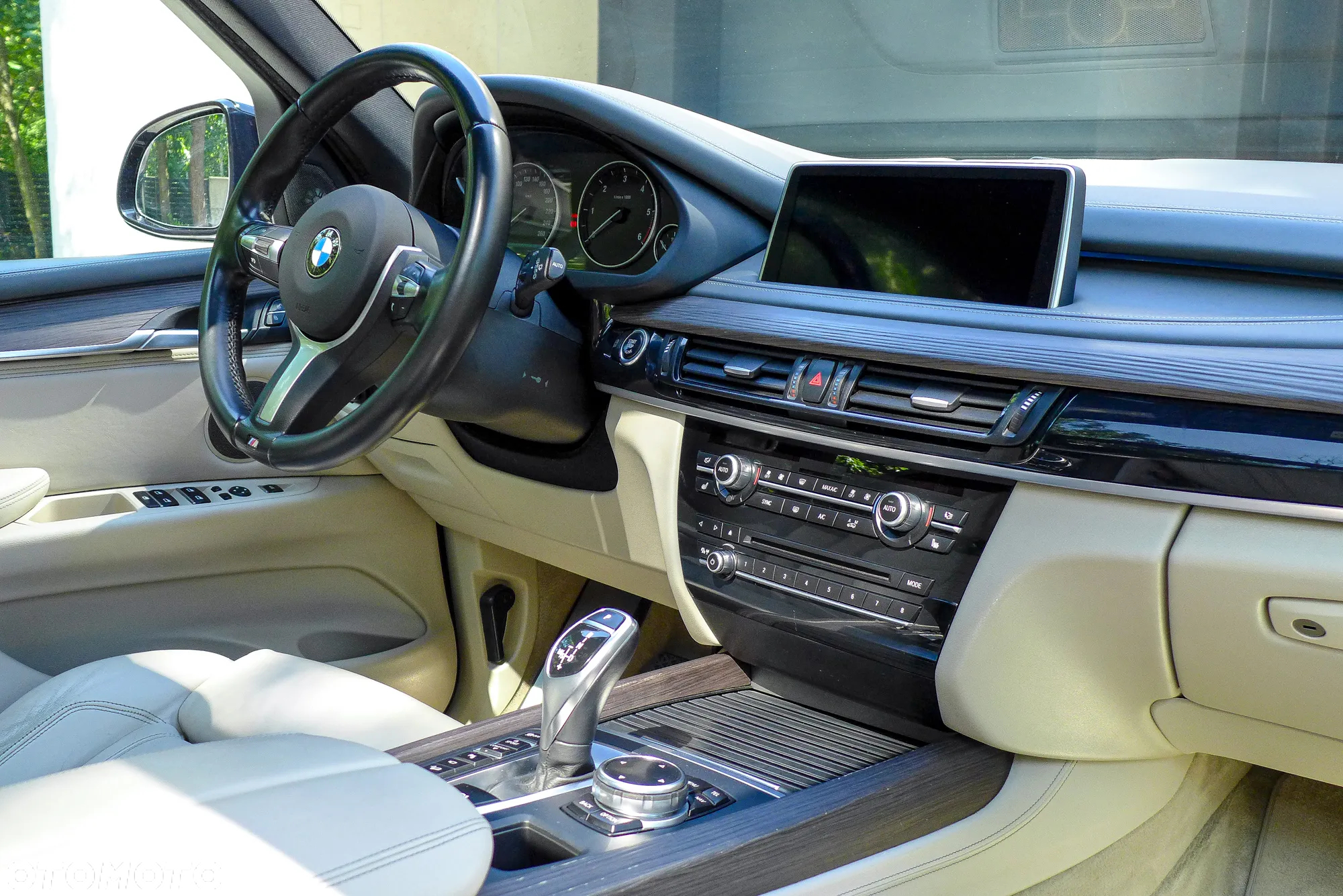 BMW X5 xDrive40d - 15