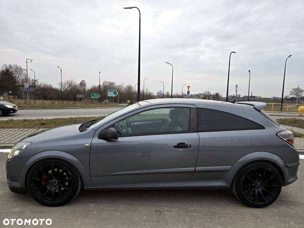 Opel Astra 2.0 Turbo Sport - 35