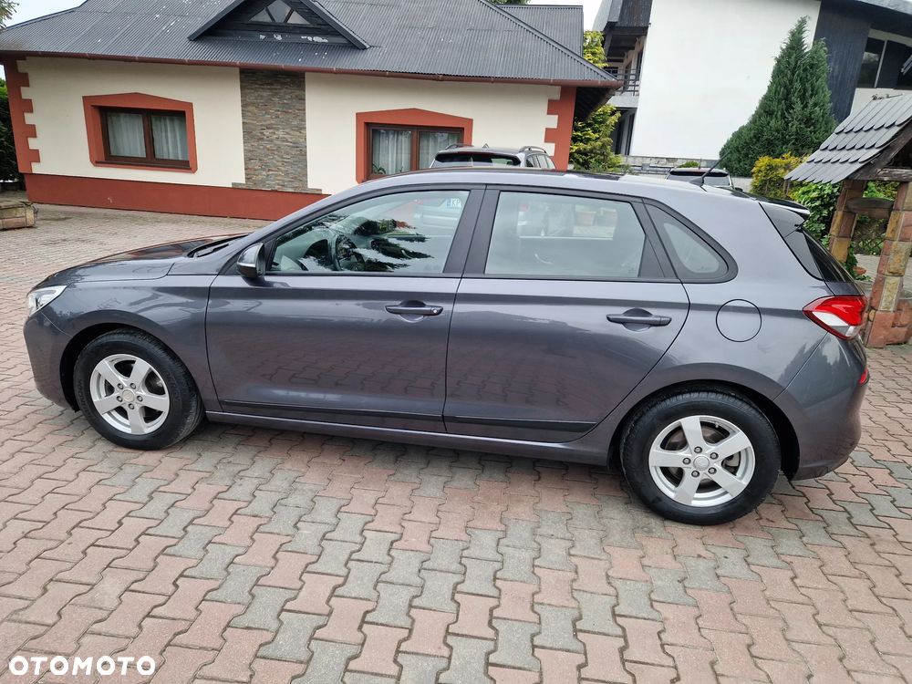 Hyundai i30 1.4 GO Plus - 31
