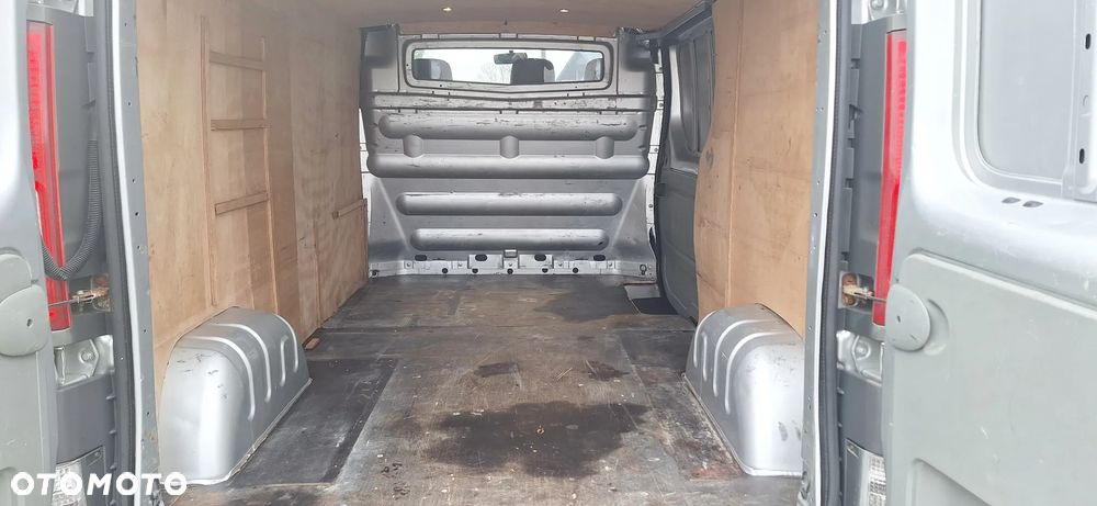 Renault Trafic - 8