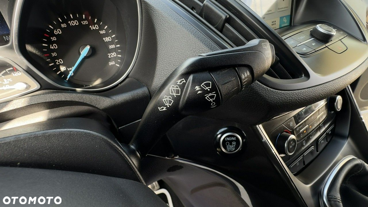 Ford Kuga - 23