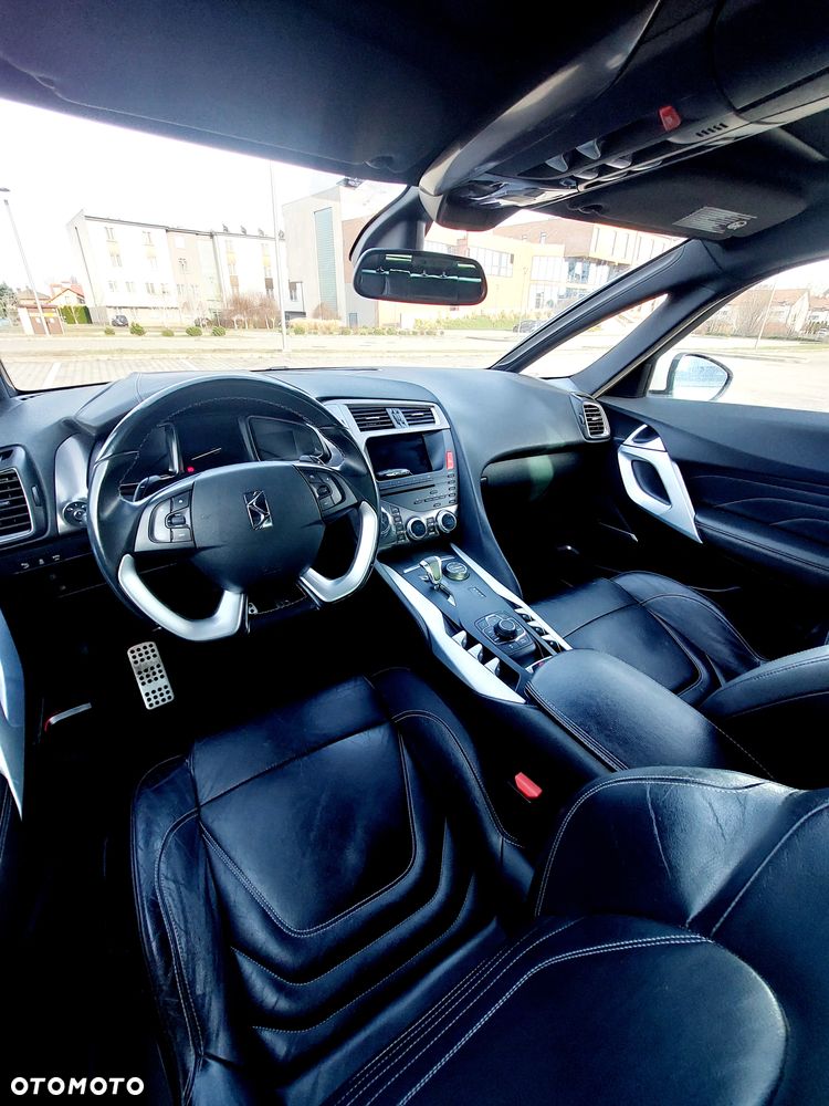 Citroën DS5 2.0 HDi Hybrid4 SoChic MCP - 11