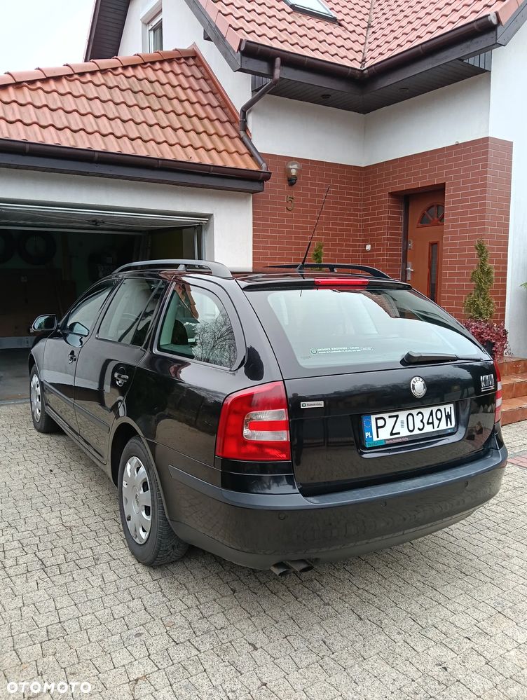 Skoda Octavia 1.8 TSI Ambiente - 3