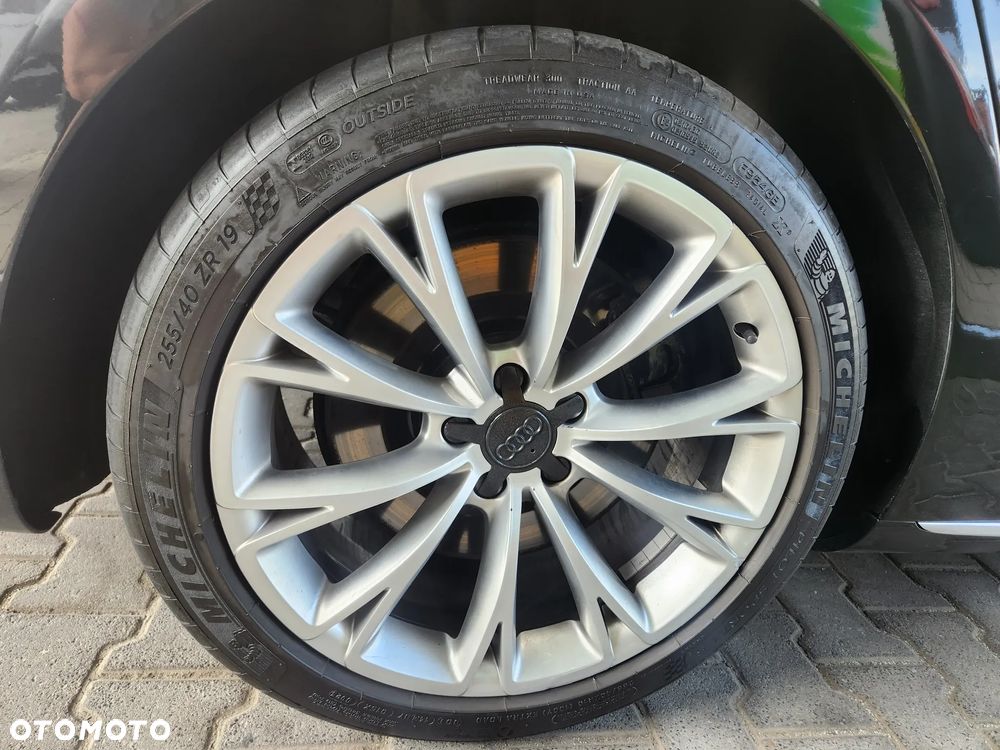 Audi A8 4.0 TFSI L Quattro - 40
