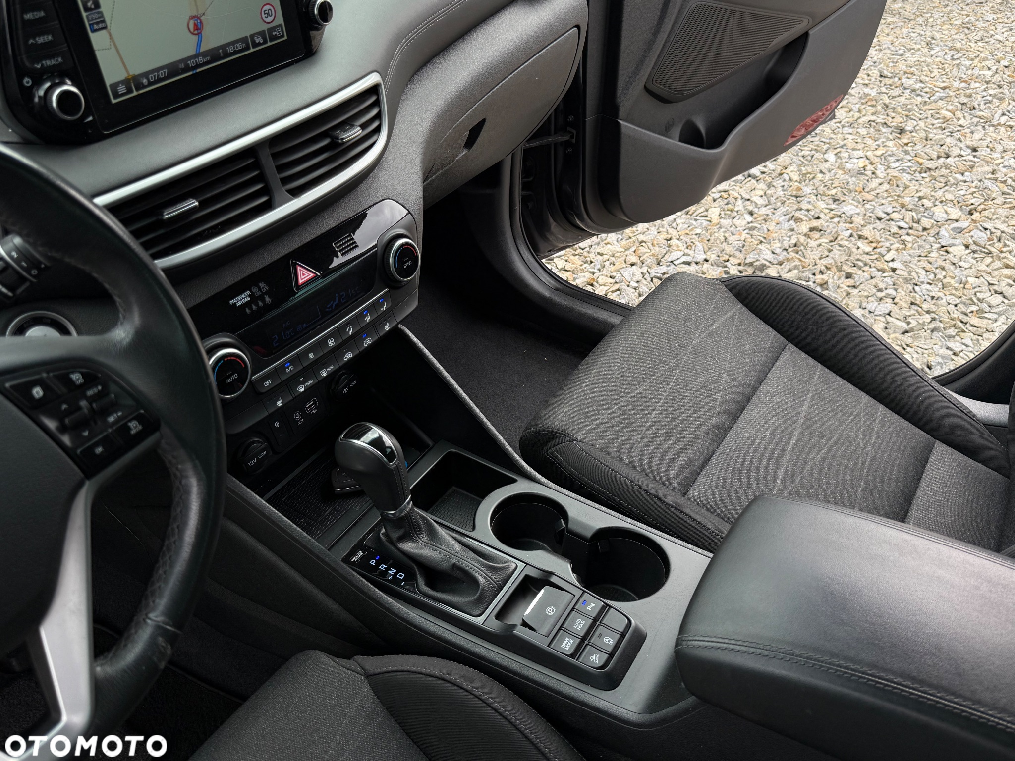 Hyundai Tucson 1.6 CRDi Comfort 2WD DCT - 11