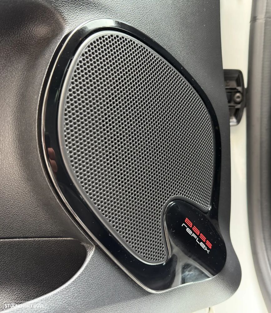 Renault Clio 0.9 TCe Limited - 25