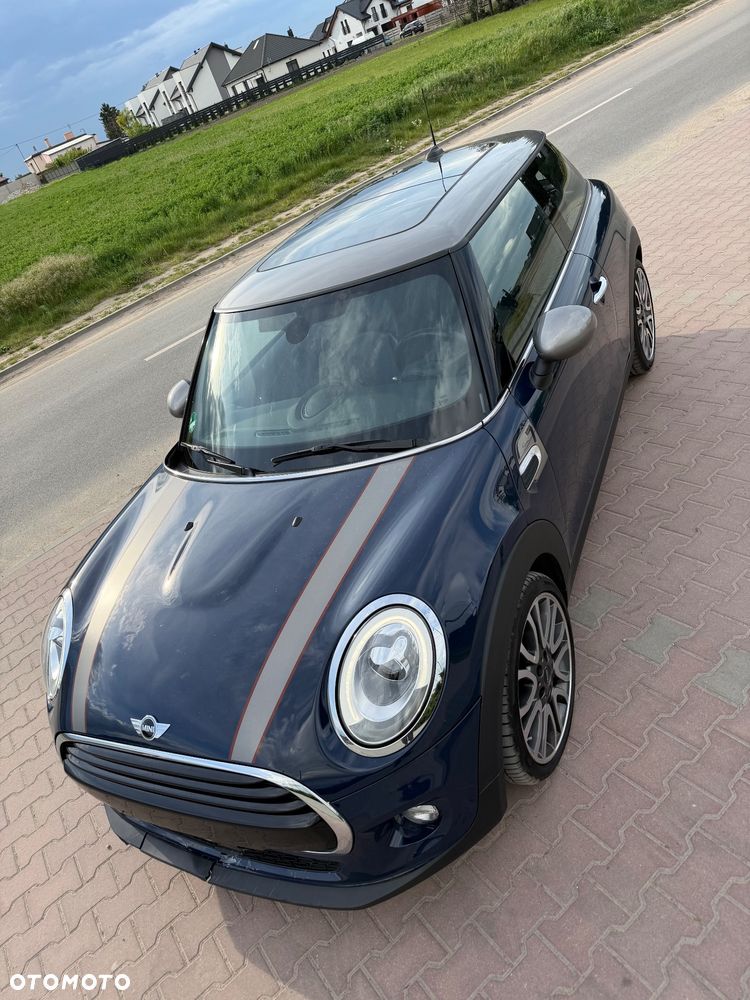MINI Cooper Seven Chili - 13