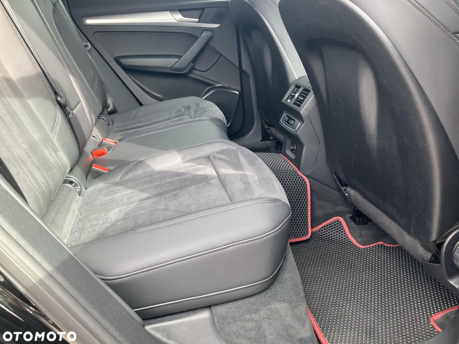 Audi Q5 Sportback - 14