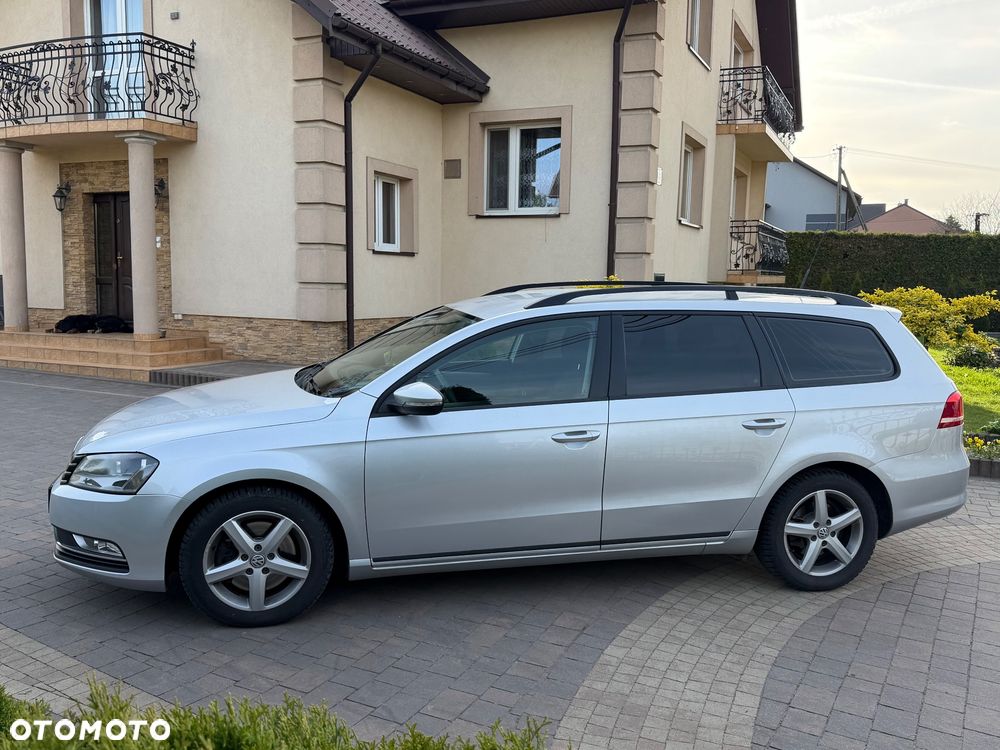 Volkswagen Passat 2.0 Blue TDI SCR Comfortline - 9