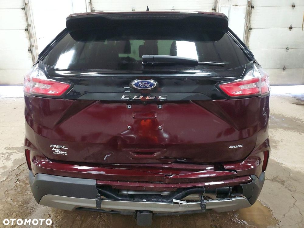 Ford Edge - 7