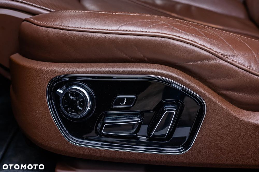 Audi A8 3.0 TDI DPF quattro tiptronic - 27