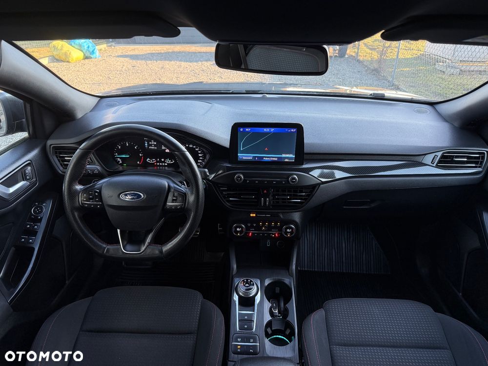 Ford Focus 2.0 EcoBlue ST-Line - 4