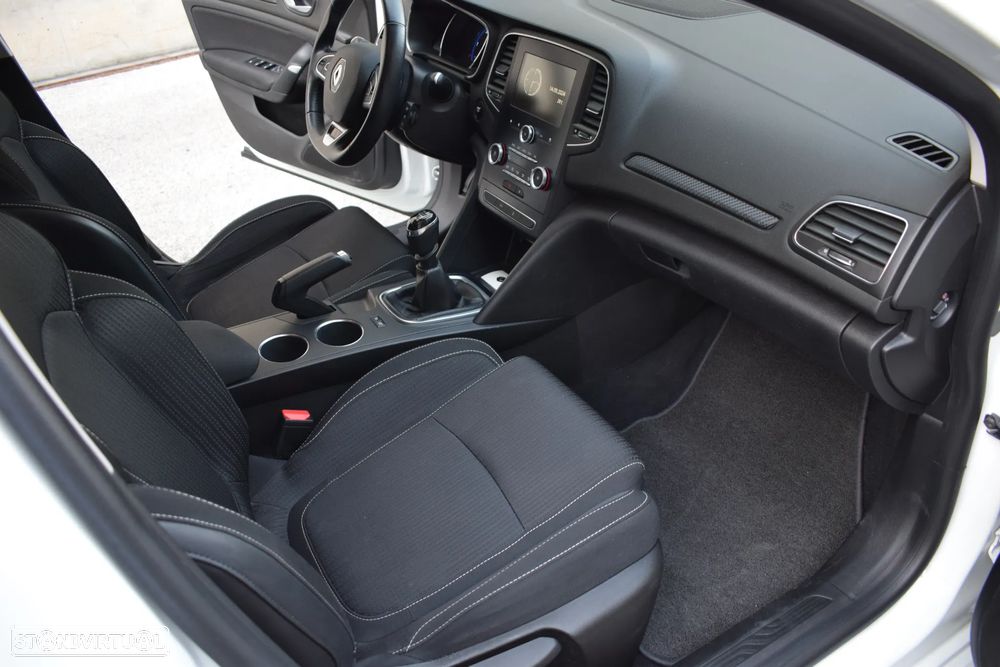 Renault Mégane 1.5 dCi Limited - 11